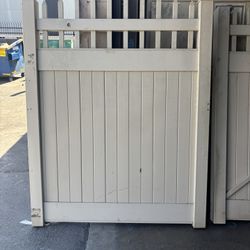 vinyl Fence 