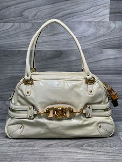 Gucci White Patent Leather Horsebit Shoulder Bag - Authentic (I-12543)