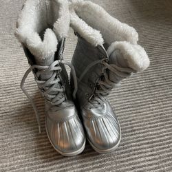 Sorel Disney Frozen Tofino Winter Boots Size 6 