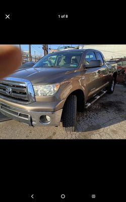 2012 Toyota tundra