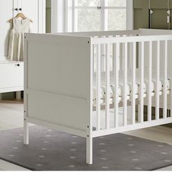 Modern White Baby Crib, Convertible Kid Bed