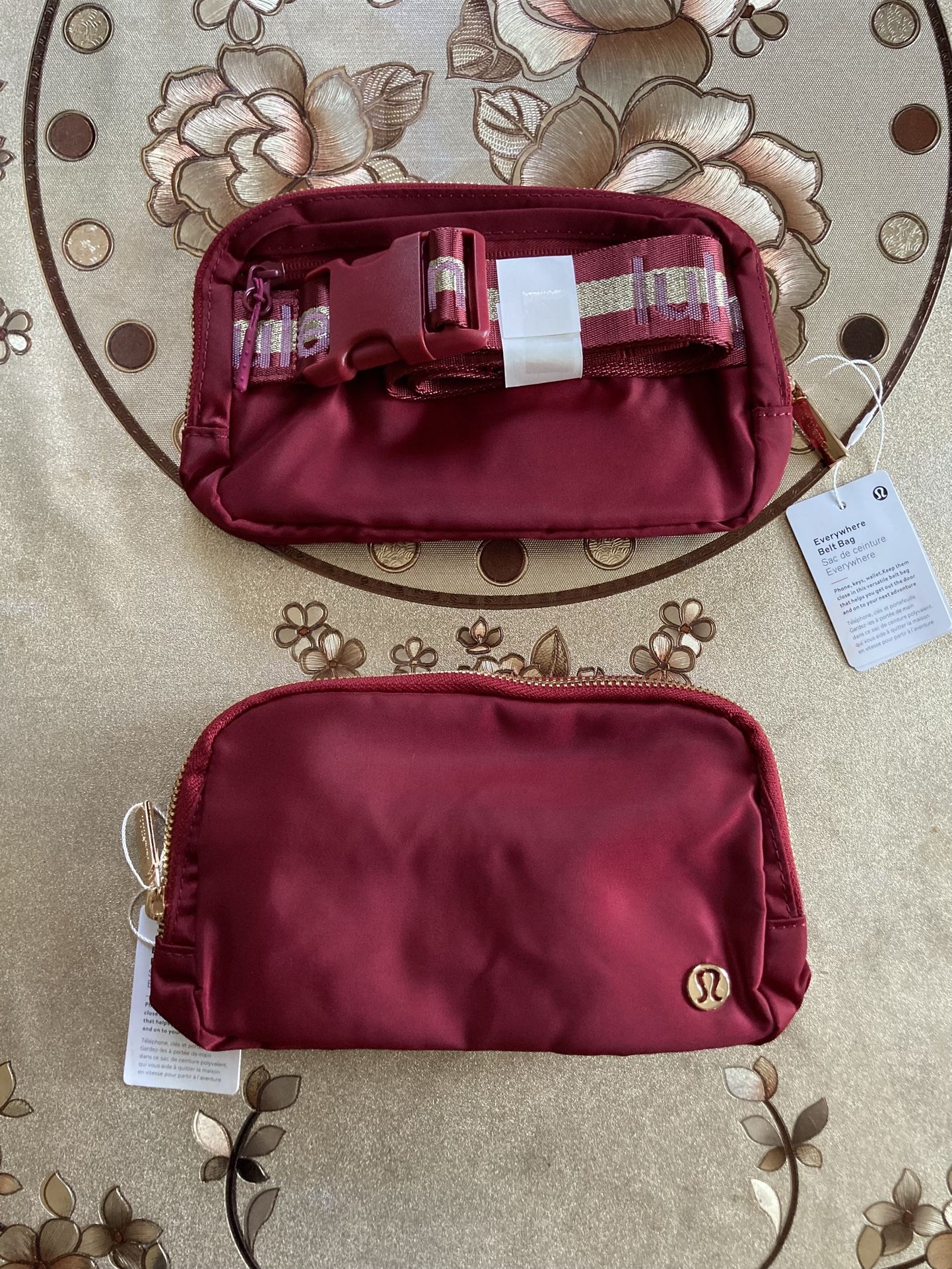 Lululemon Everywhere Belt Bag