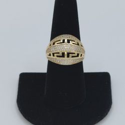 Elegant 14k Gold Cubic Zirconia Ring ⭐️4.04 G Size 8