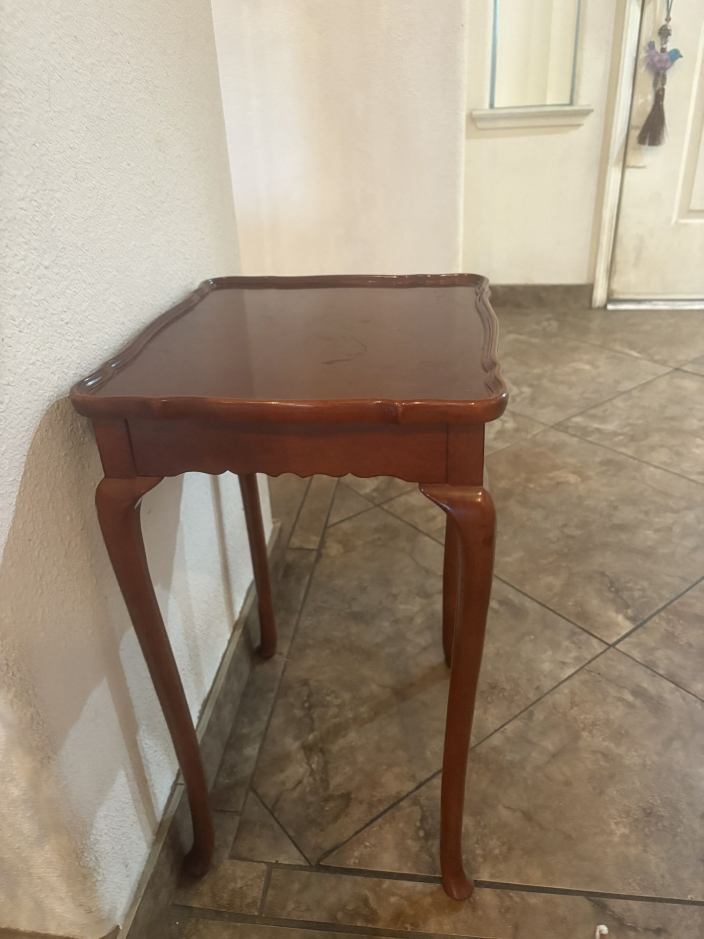 Wood Mohegan’s Table