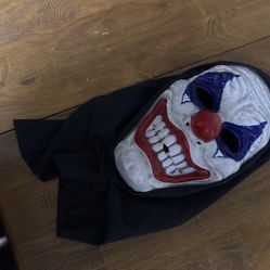 halloween scarey mask 