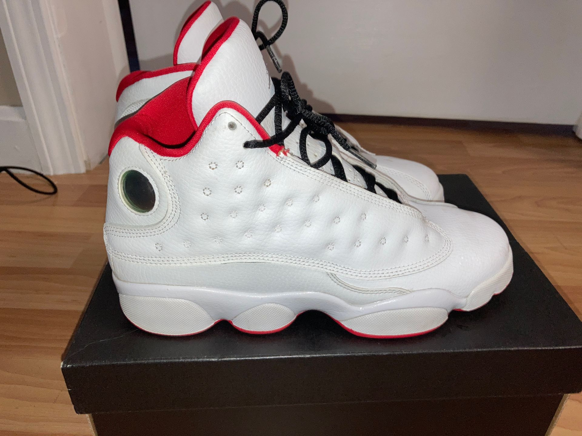 Jordan 13s size 7