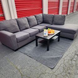 *Free delivery* Right side Ashley gray L sectional comfortable sturdy apartments friendly  Rug Coffee Table And Pillows