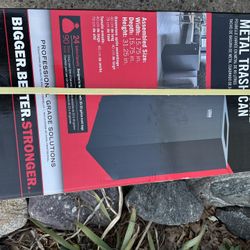 Suncast 24 Gallon Black Metal Indoor Kitchen Lidless Trash Can