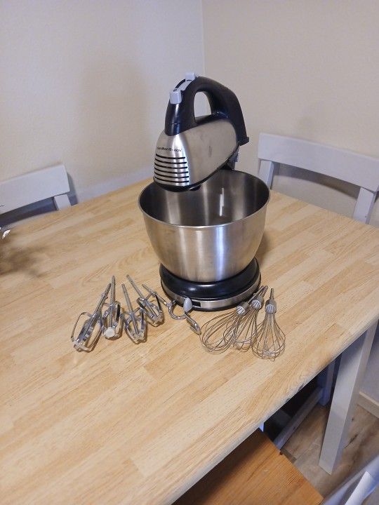 Hamilton Beach Stand Mixer with Attachments – Stainless Steel