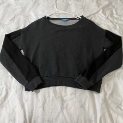 Cropped Long Sleeve