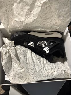 Jordan 4 white thunder size 10