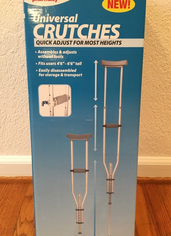 CVS Aluminum Walking Crutches with Comfortable Underarm Pad & Handgrip for Sale in Gardena, CA