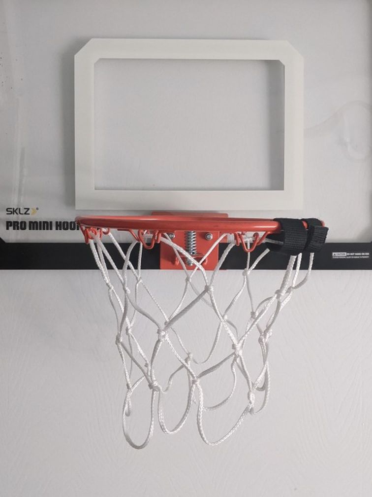 Indoor Basketball Hoop: SKILZ Pro Mini