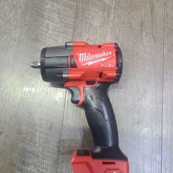 Milwaukee Impact Wrench 18v 3/8