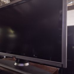 32" Dell Computer Monitor/TV