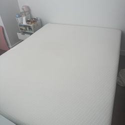 Sleepy’s Basic Hybrid Mattress (Queen size)