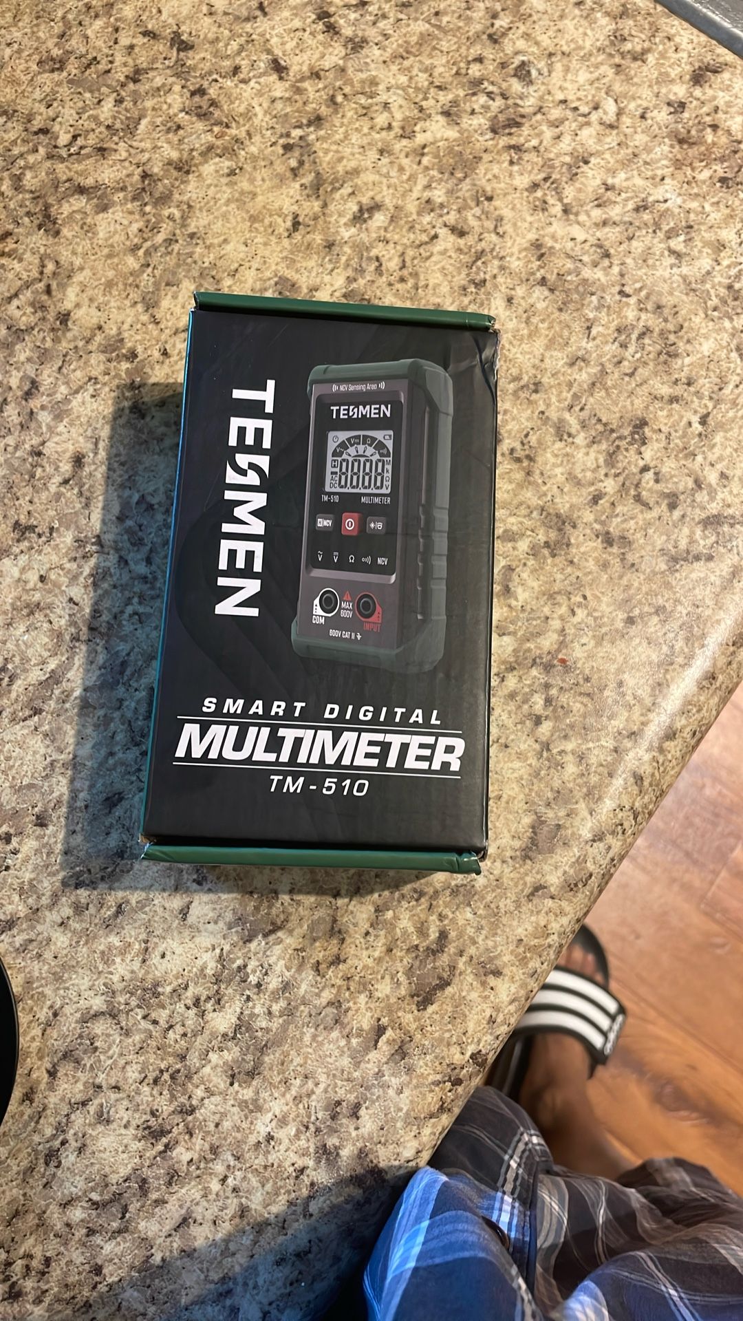  2 Multimeters