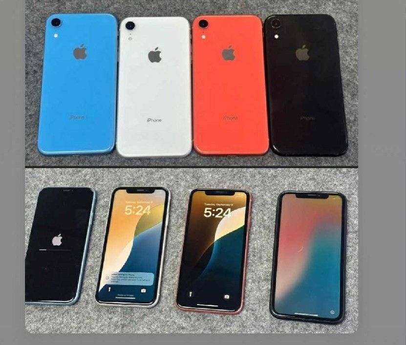IPHONE XR  64 GIGS UNLOCKED 