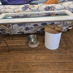 Entry table
