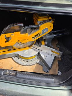 Flex volt Dewalt miter saw