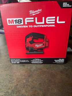 MILWAUKEE M18 FUEL  D-HANDLE JIG SAW #2737-20 new (( TOOL ONLY))