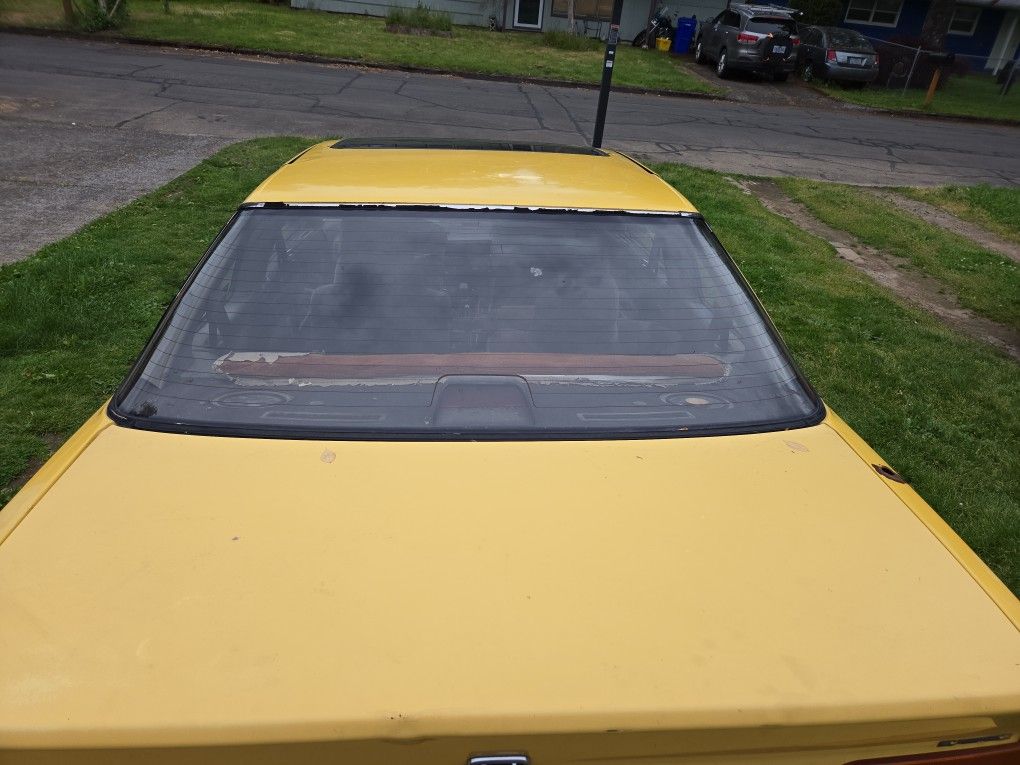 1988 Honda Prelude Rear Glass Perfect Condition