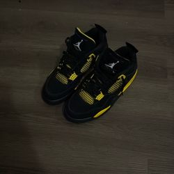 jordan 4 thunder