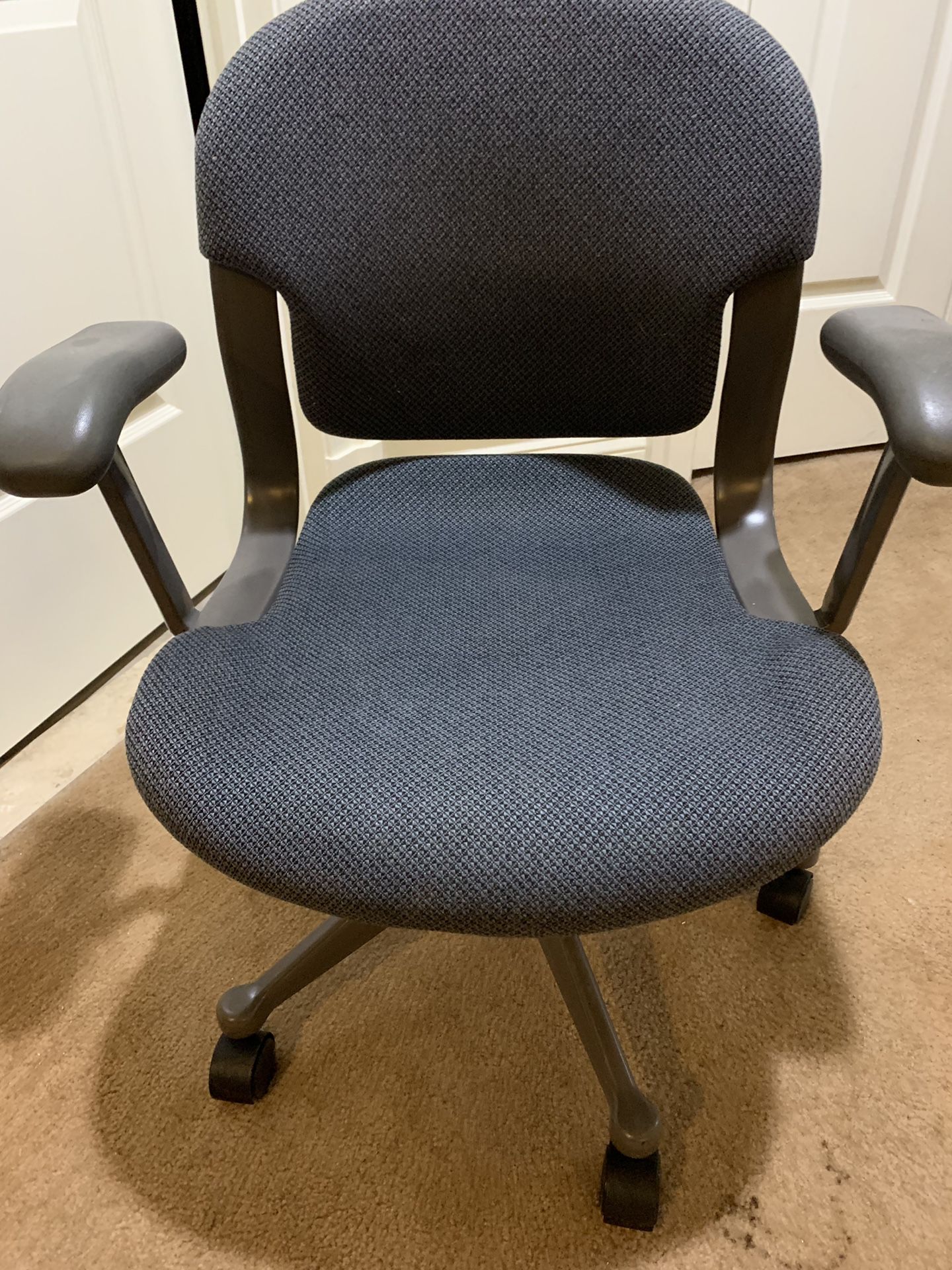 Office chairs (all six or less)