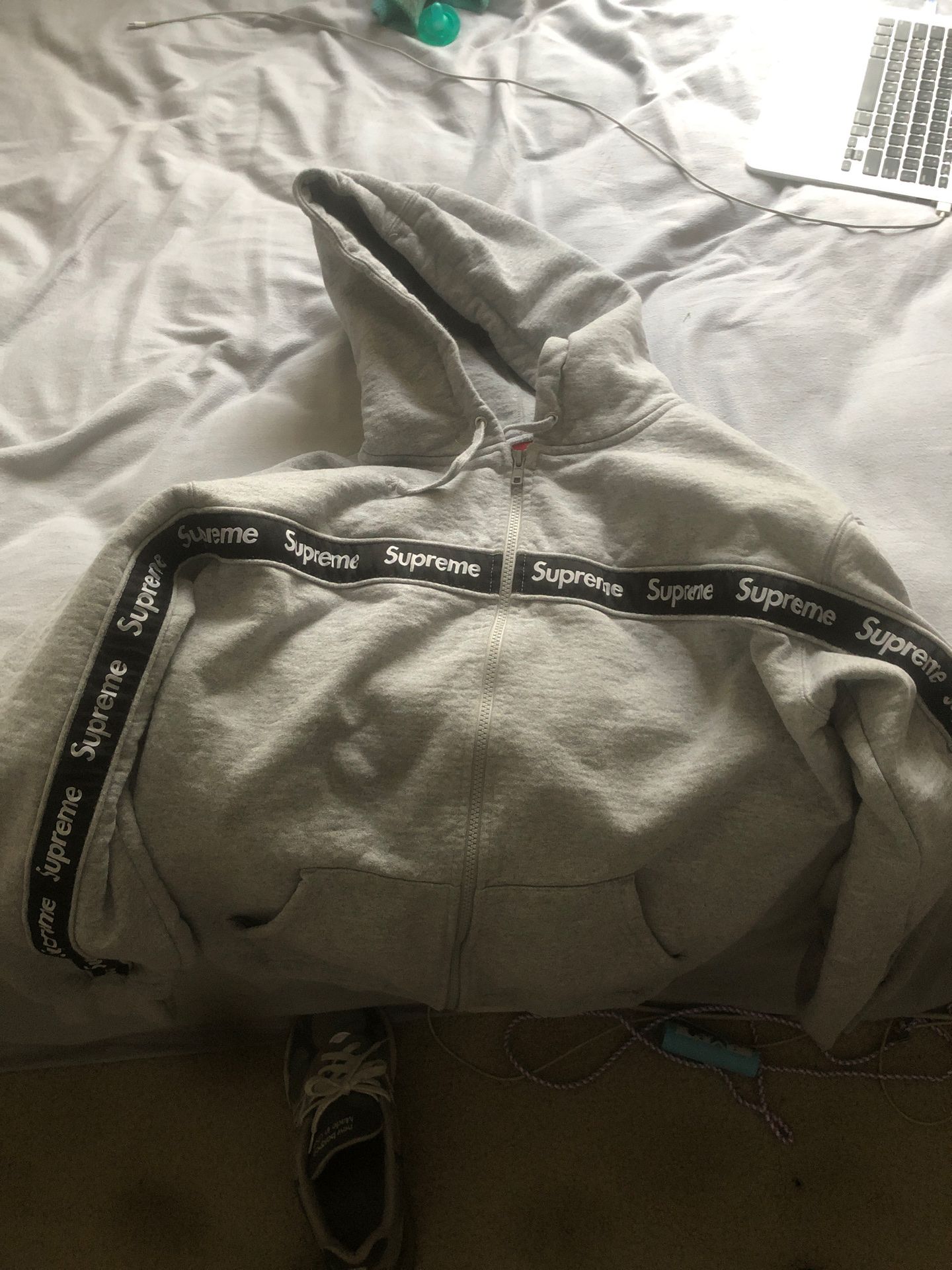 Supreme Hoodie // ask for details