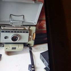 I Have A Selection Of Vintage Items Make Me An Offer And I Promise You Won't Regret It Next,