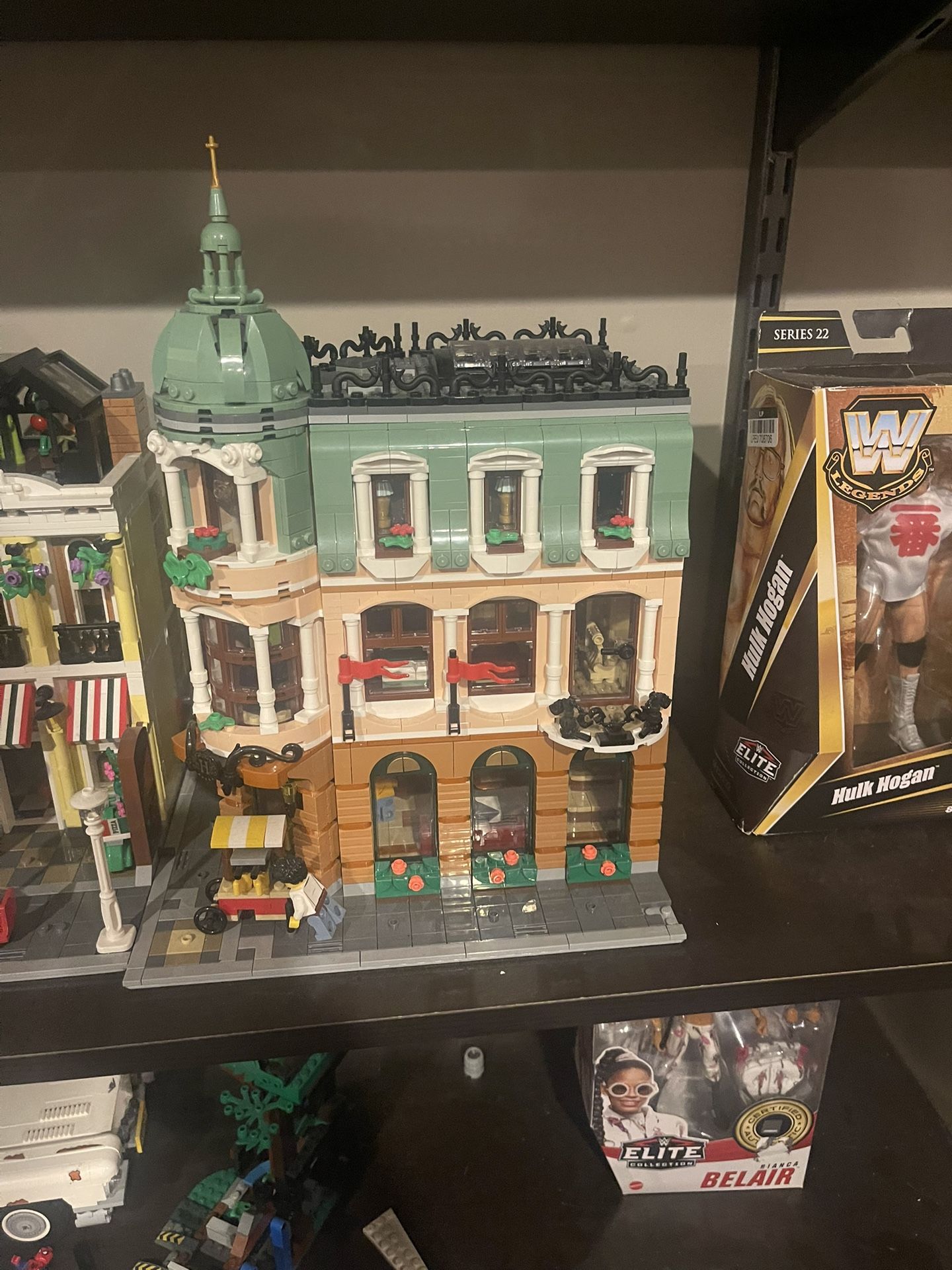 Numerous Lego Sets. Pricing On Last 2 Photos