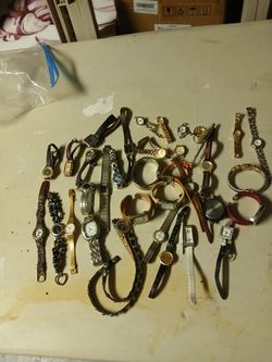 30 PLUS ÀSSORTED WATCHES