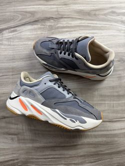 adidas Yeezy Boost 700 Magnet Size 6 Men’s/ 7.5 Women’s