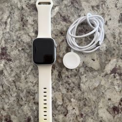 Apple Watch Series 8 GPS, 45mm Silver