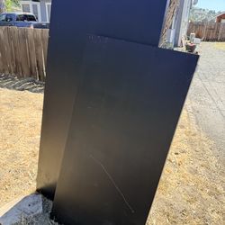 Free IKEA Desk Top Tables no legs