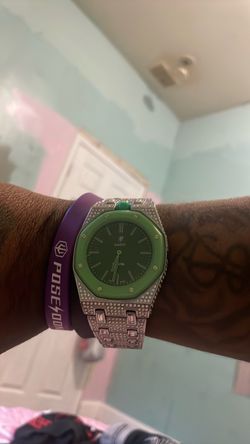 Ap swatch slime green buss down