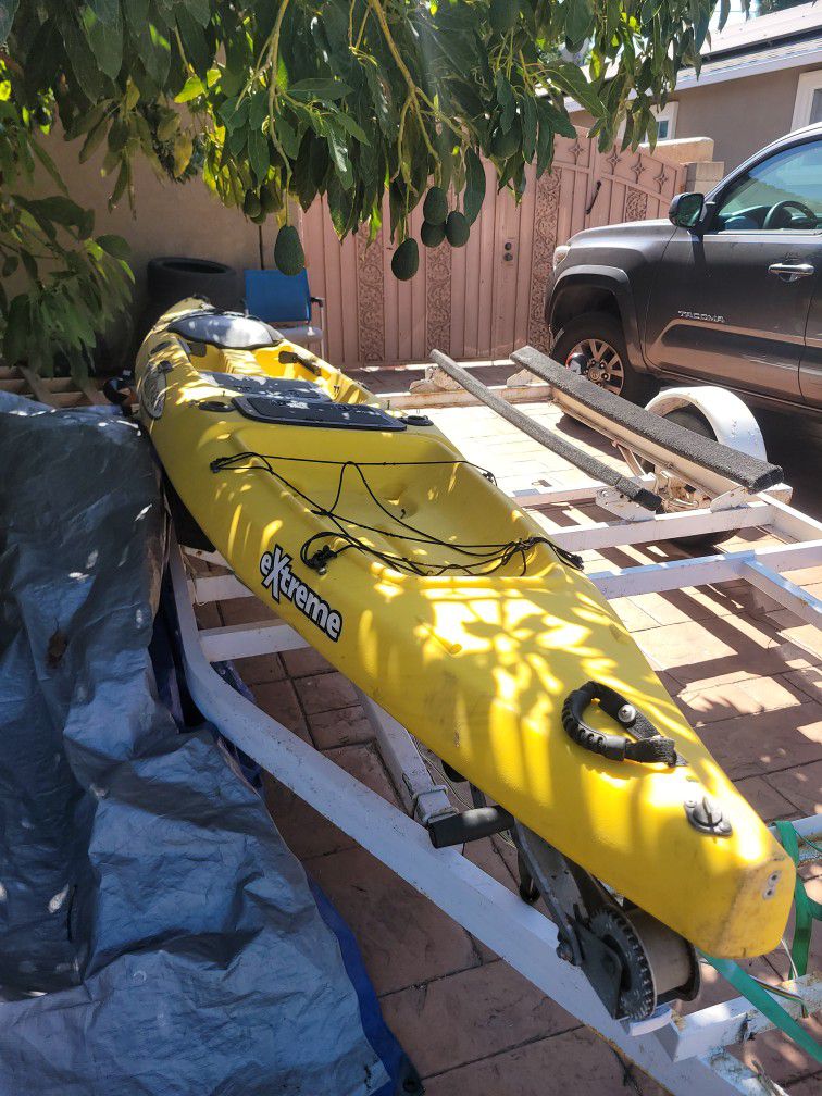 Malibu Kayaks Extreme Fishing Kayak