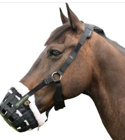 T TEKE Nano-Duro II Deluxe Horse Grazing Muzzle with Fleece Fur Lining, Full Adjustable Neoprene Cushion Halter- Pony