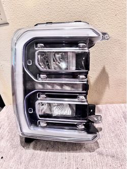 2023 to 2026 FORD F250/350 RH HEADLIGHT REFLECTOR LED