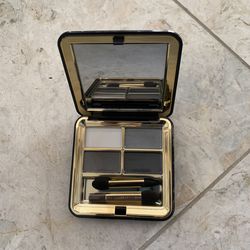 Estee Lauder Signature Eyeshadow Quad 18 BLACK SMOKE/RARE