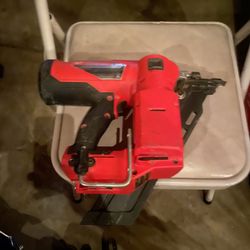 30 Degree Fuel Milwaukee Framing Nailer 