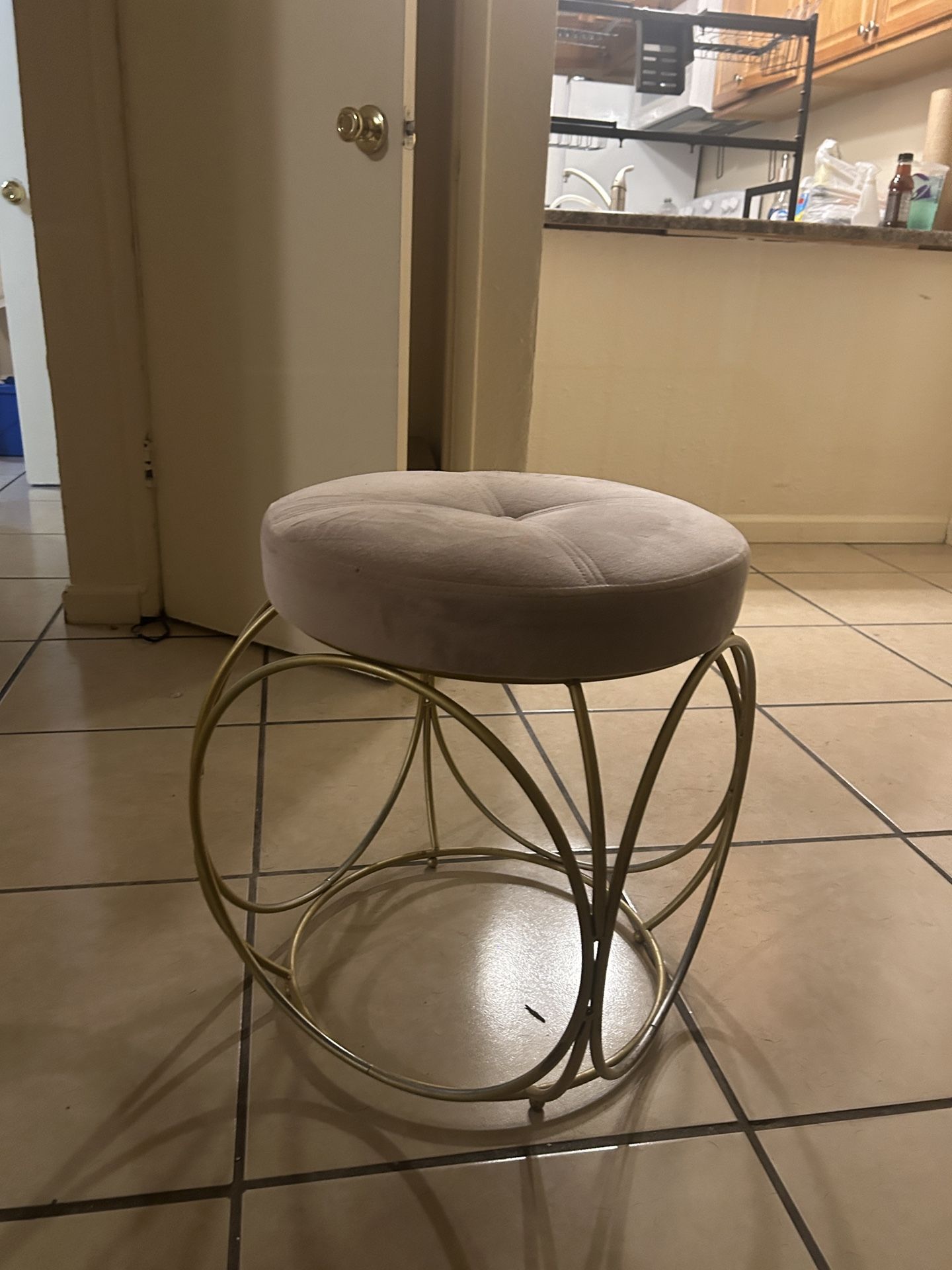 Makeup Chair 