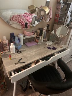 White Vanity Desk with Drawers