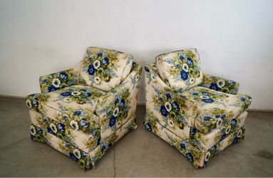 Pair of 1960’s Midcentury Modern Lounge Chairs by Ethan Allen