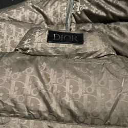 Dior puffer