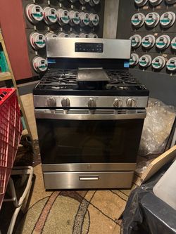 LG STAINLESS STEEL STOVE