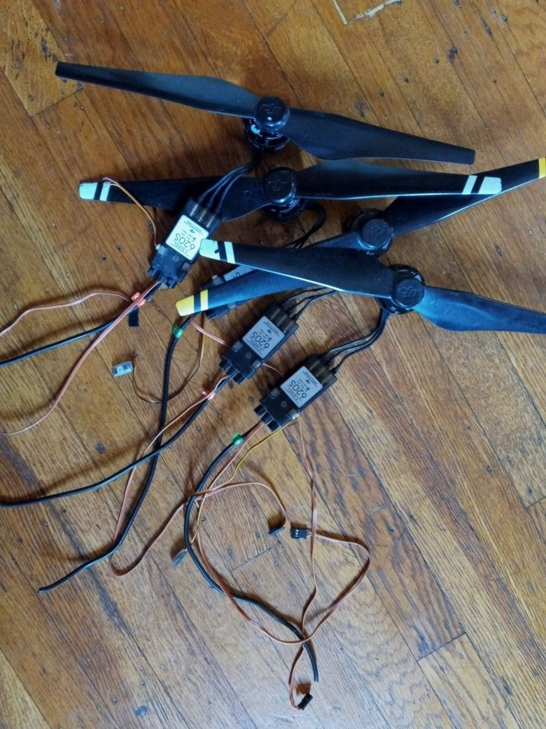 DJI ECU MOTORS AND PROPS