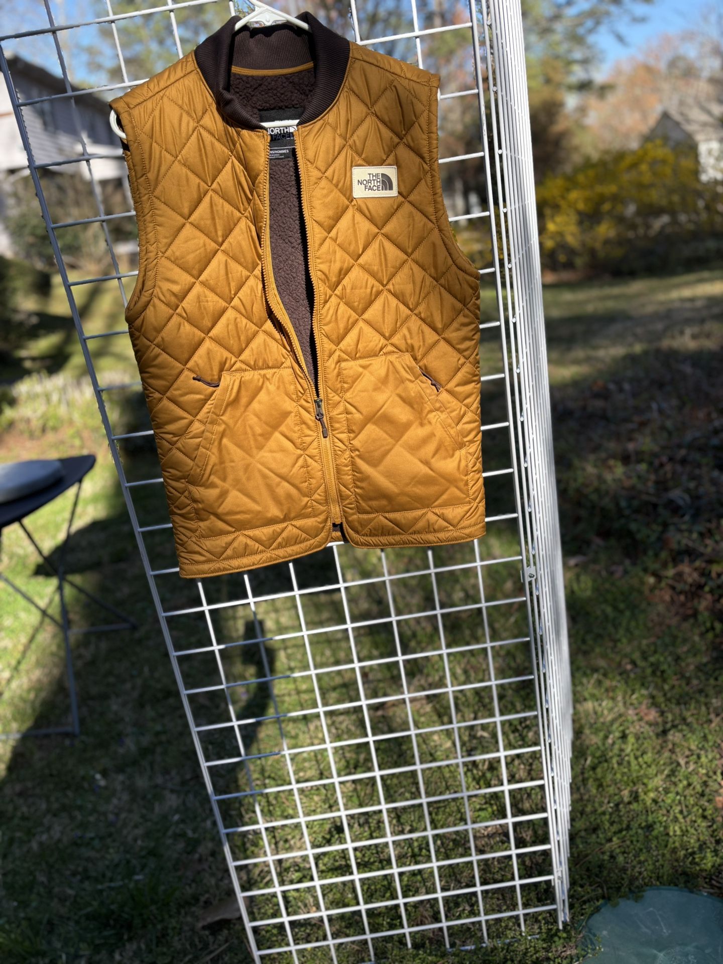 The North Face Womens S P Quilted Cuchillo Sherpa Lined Insulated Vest Brown Gold