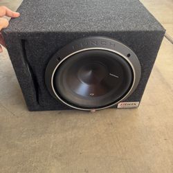10in rockford fosgate Sub/Amp