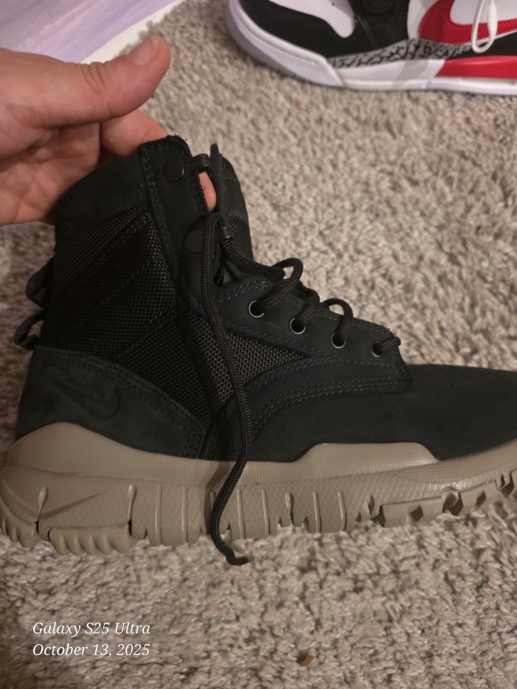 Nike High Top Military Boots 